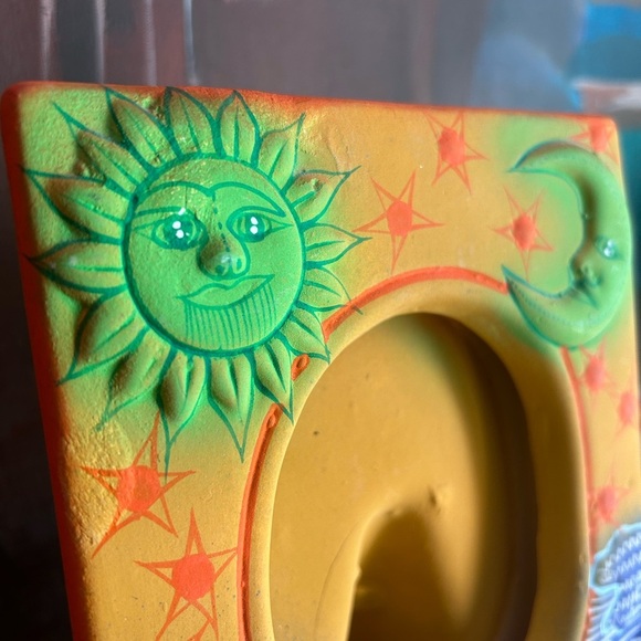 Vtg Mexican Folk Art Pottery Picture Frame Sun Moon Celestial Face Green Blue - Picture 15 of 16